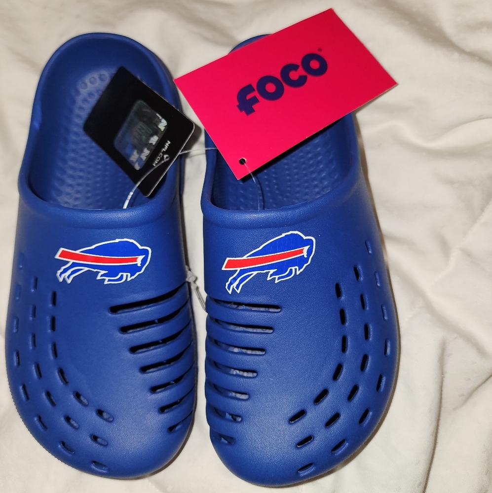 Forever collectibles FOCO NFL buffalo bills clogs.